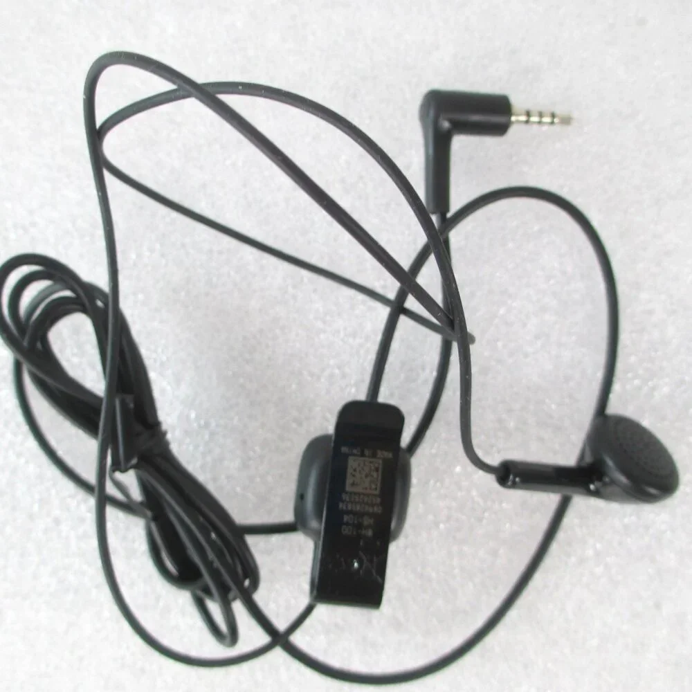 BUNDLE OF 6 EARPODS HEADPHONES